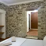 Boutique Eri 3*