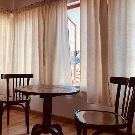 Aparthotel Eri Gjirokastër