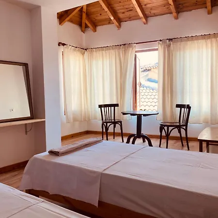 Aparthotel Eri Gjirokastër