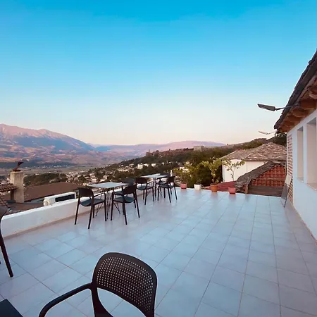 Boutique Eri 3* Gjirokastër