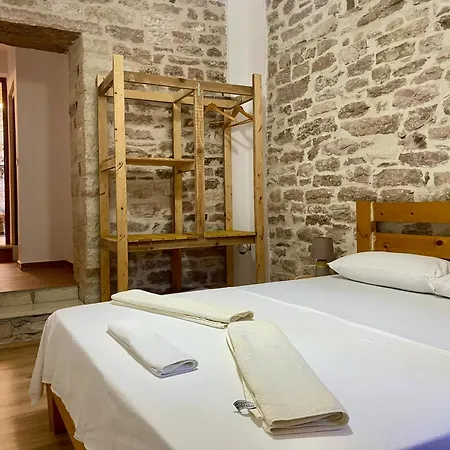 Boutique Eri 3*