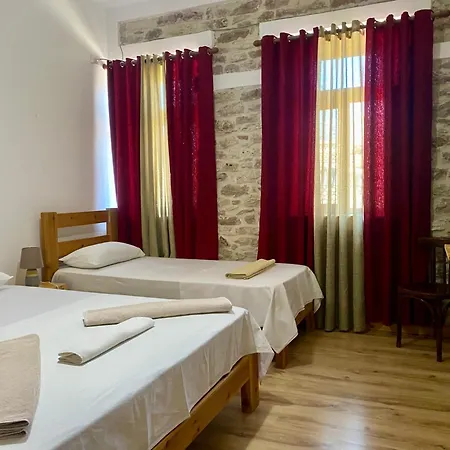 Boutique Eri 3*
