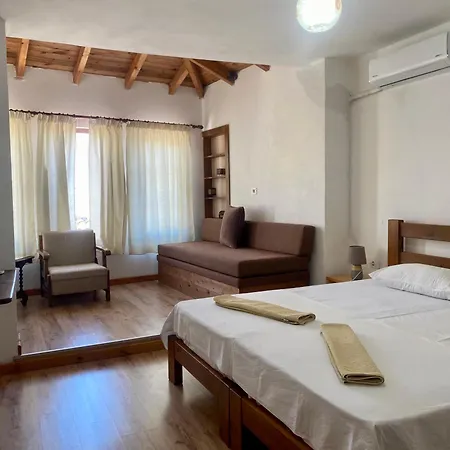 Apart-hotel Eri