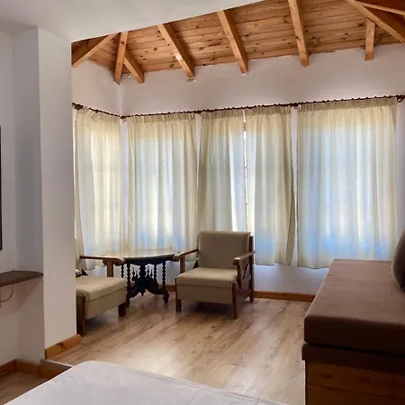 Apart-hotel Boutique Eri 3*