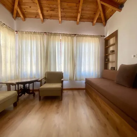 Boutique Eri 3*