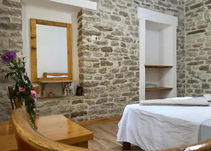 Boutique Eri Aparthotel