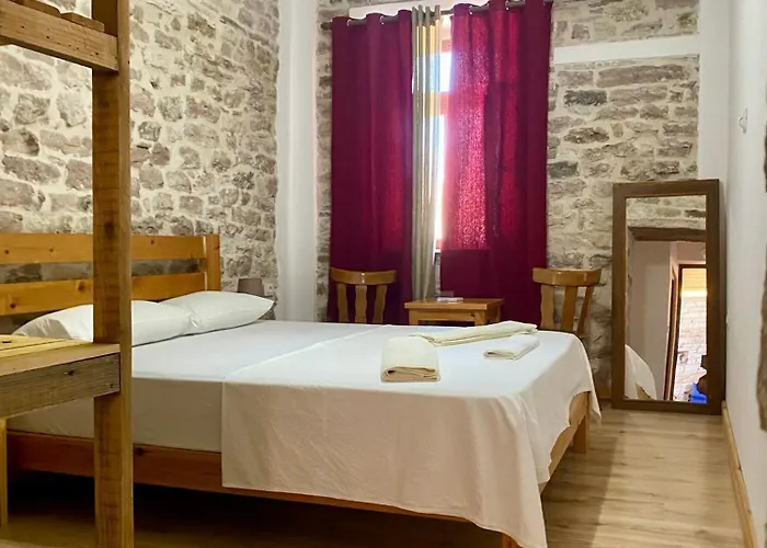 Boutique Eri Aparthotel Gjirokaster