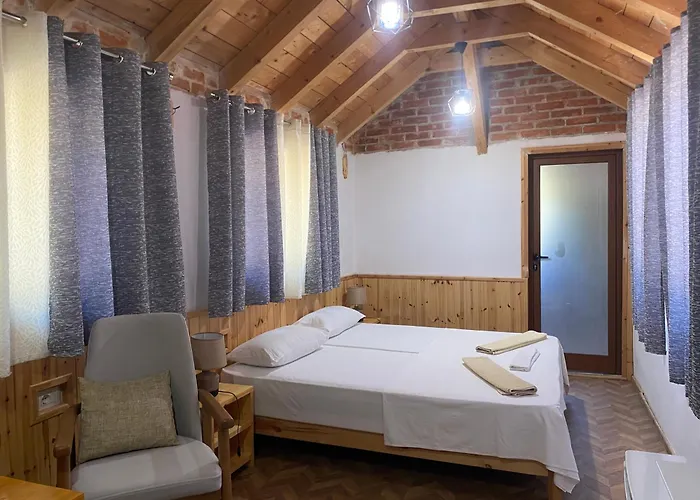 Boutique Eri Gjirokaster