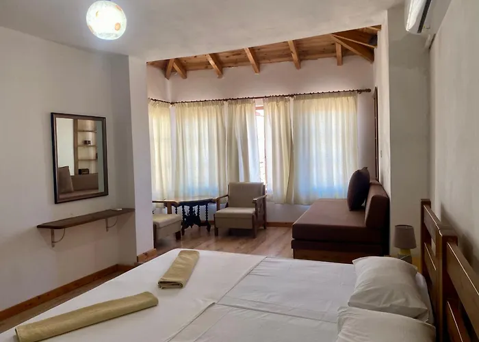 Boutique Eri Aparthotel