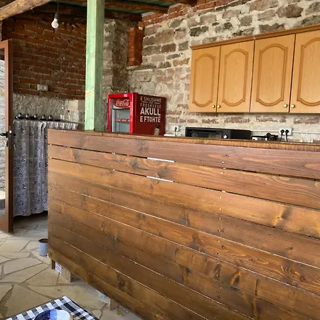 Boutique Eri Gjirokastër