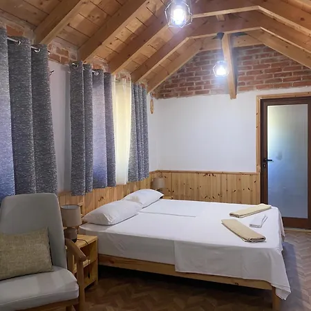 Boutique Eri Gjirokastër