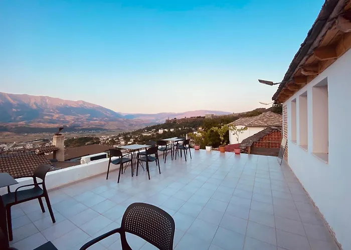 Boutique Eri 4* Gjirokastër